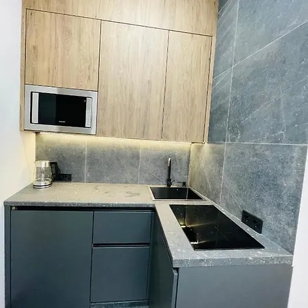 сучасні в центрі,паркінг Apartment