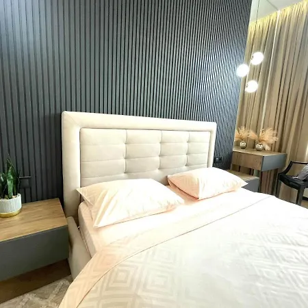 Appartamento сучасні в центрі,паркінг Leopoli