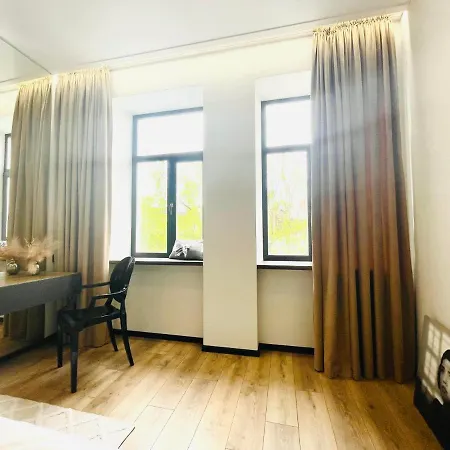 сучасні в центрі,паркінг * Leopoli