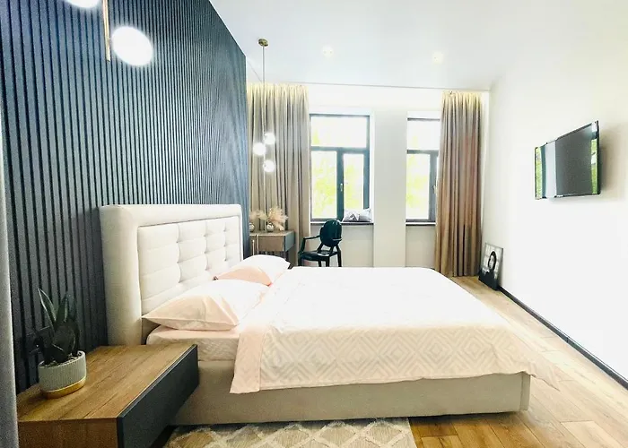 Apartamento сучасні в центрі,паркінг Leópolis