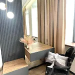 сучасні в центрі,паркінг דירה *