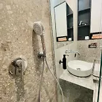 сучасні в центрі,паркінг דירה
